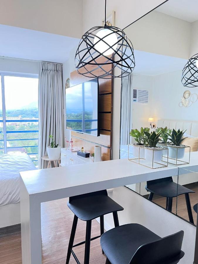 Studio With Mountain View, Near Limketkai Mall In Prime Кагаян-де-Оро Экстерьер фото